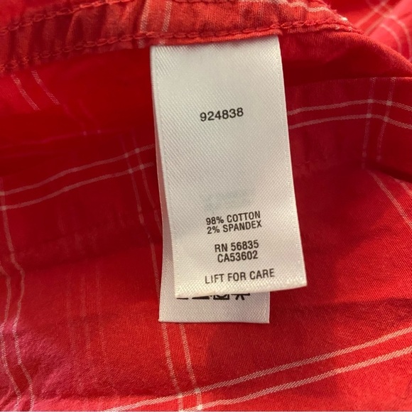 🛍️3/$30 Cabela’s women’s  plaid button up sleeveless top‎ in size small - Picture 6 of 9